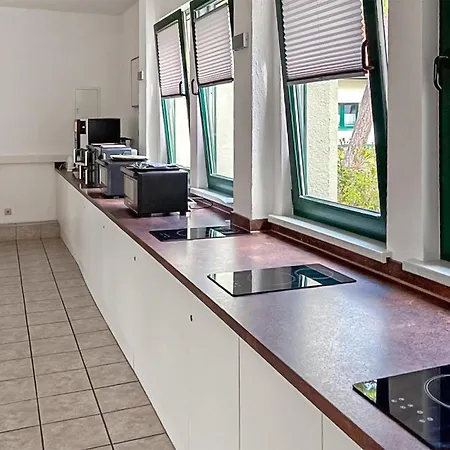 3 Bedroom Beautiful In * Altenkirchen (Mecklenburg-Vorpommern)